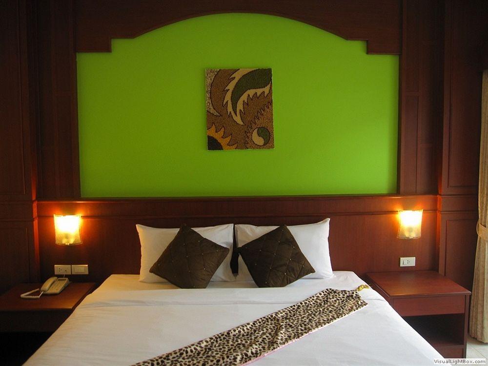 Forest Patong Hotel Luaran gambar